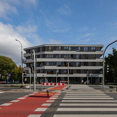 Pulawska 221 - Colorful Apartment With Balcony By Noclegi Renters Warschau Exterior foto